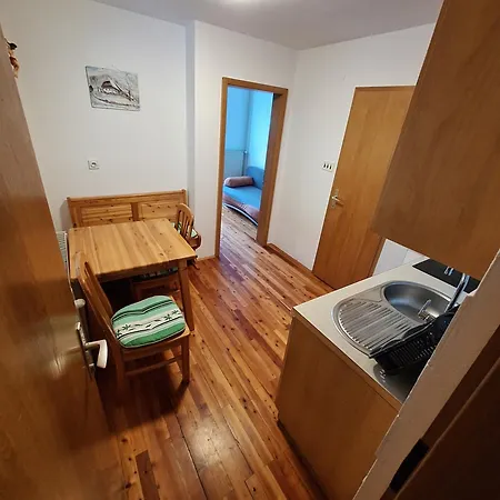 Apartma Ajdovka Апартаменты *