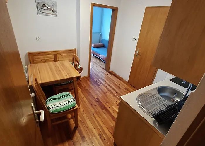 Apartma Ajdovka Апартаменты *